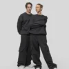 CORE SWEATSHIRT IN BLACK - Image 2