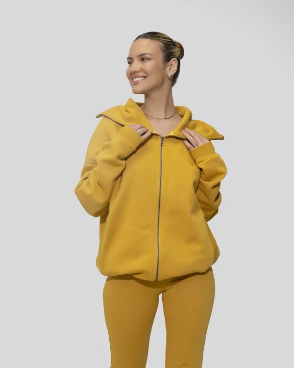 CORE ZIPPING HOODIE IN MUSTARD - Image 6