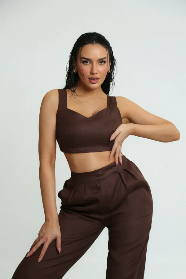 LINEN ROOTS CROP IN BROWN - Image 3