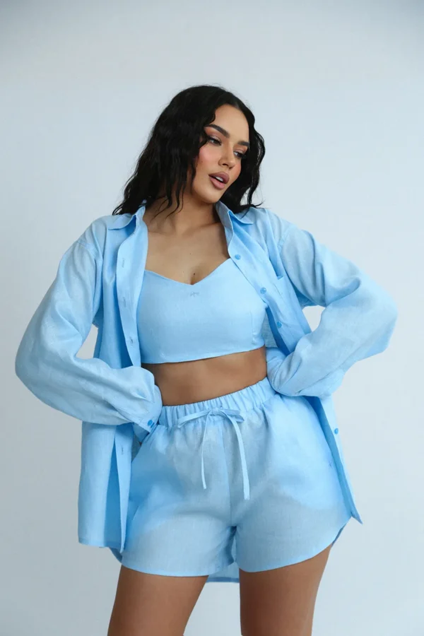 LINEN ROOTS SHORTS IN BABY BLUE - Image 3